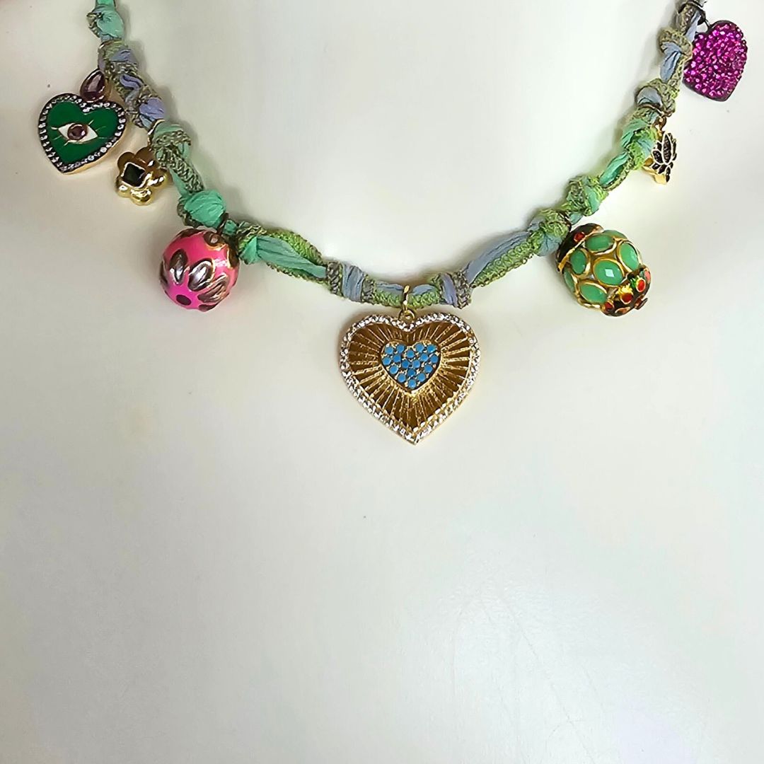 Breloque ruban triple Amour vert bleu