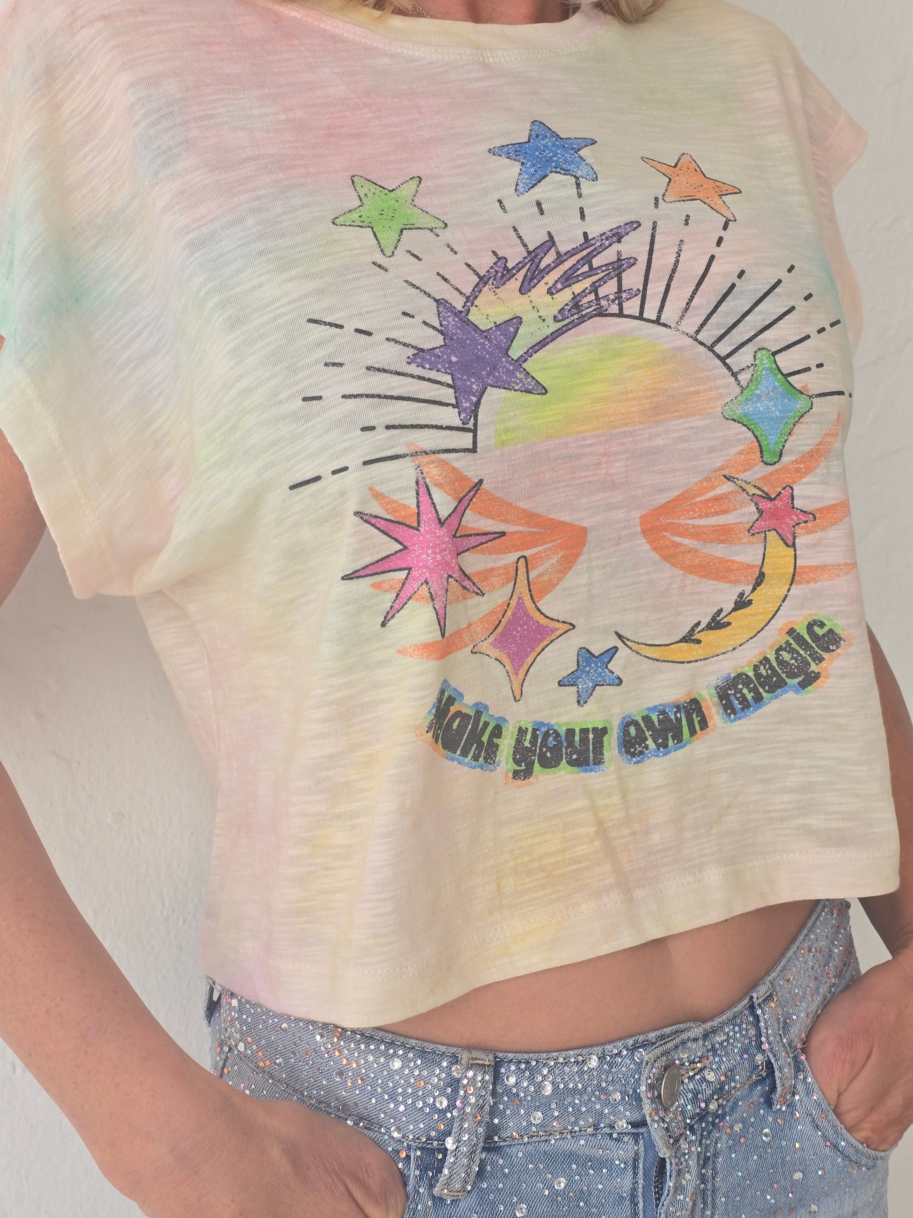 Camiseta Make your own magic rosa