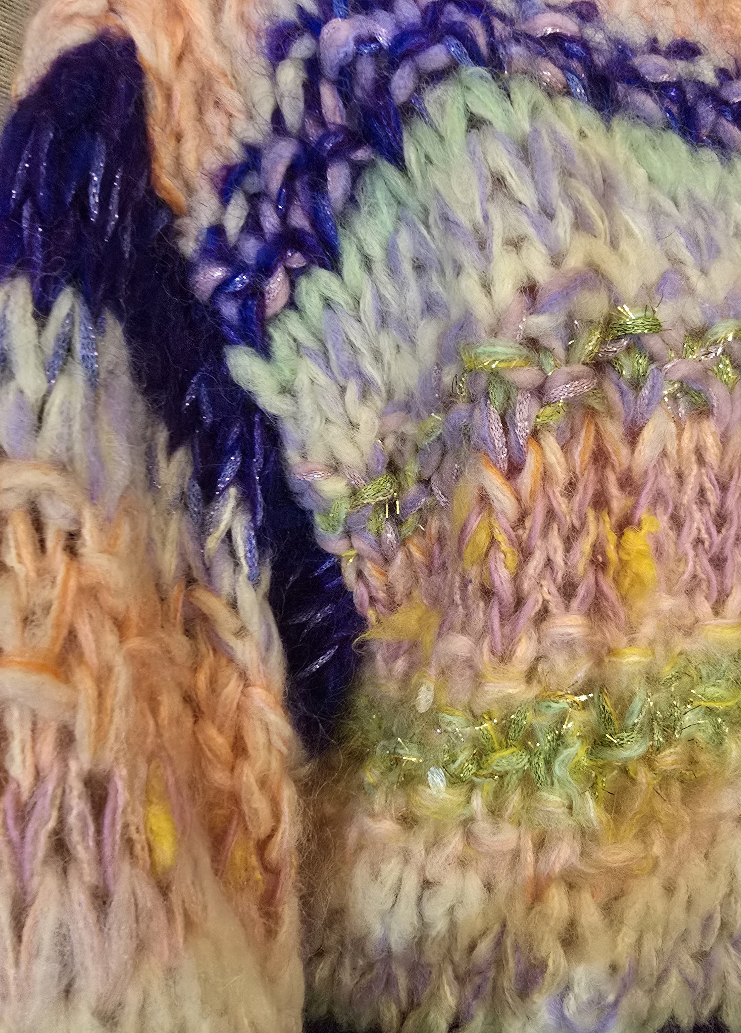 Nuka sweater electric peach