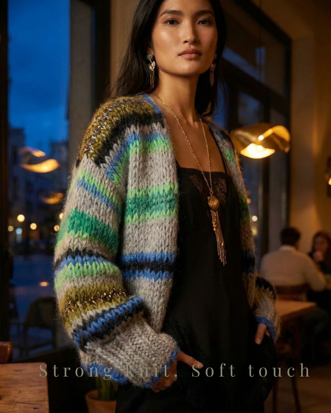 Mian Midnight Lagoon