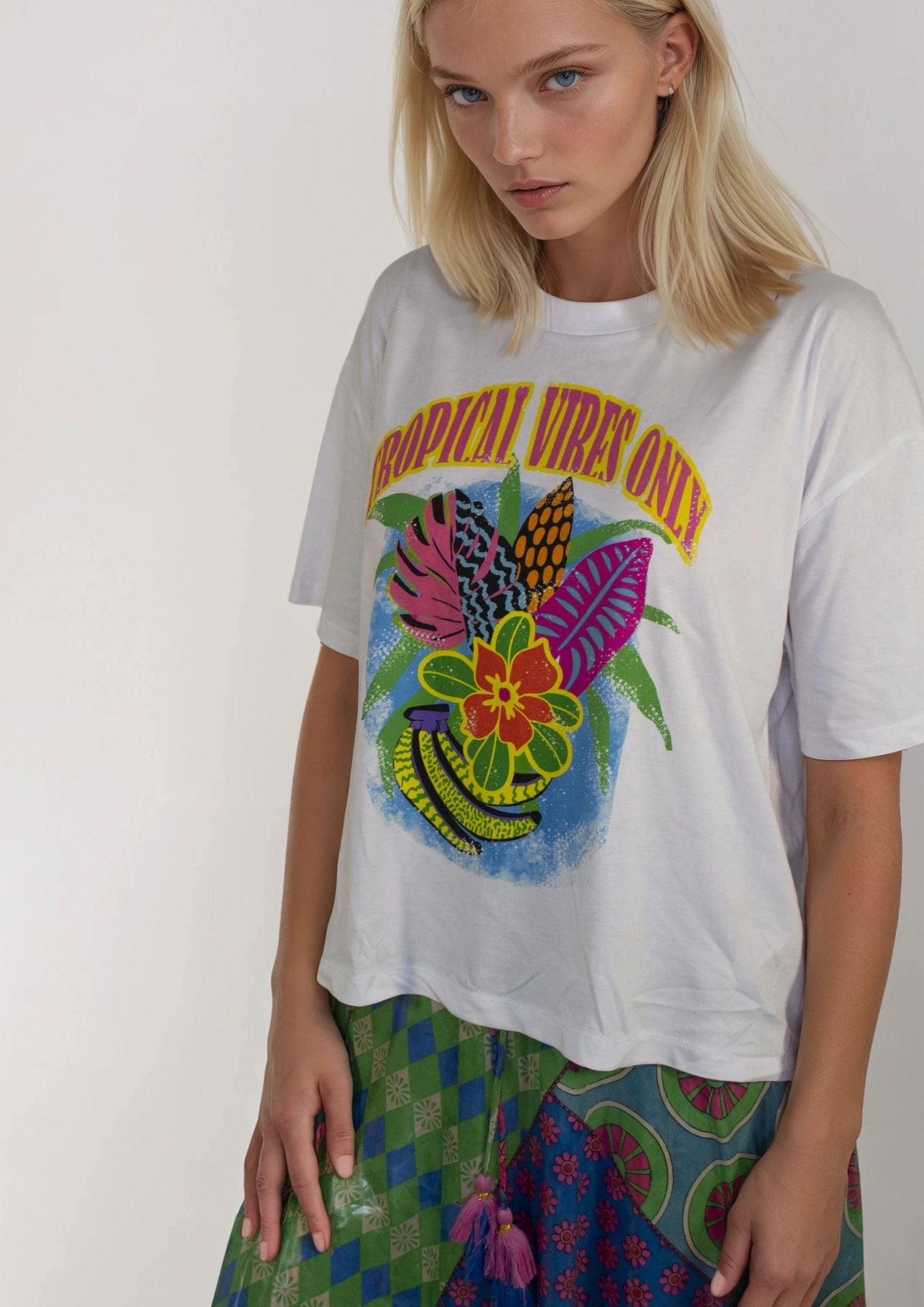 Tropical vibes T shirt
