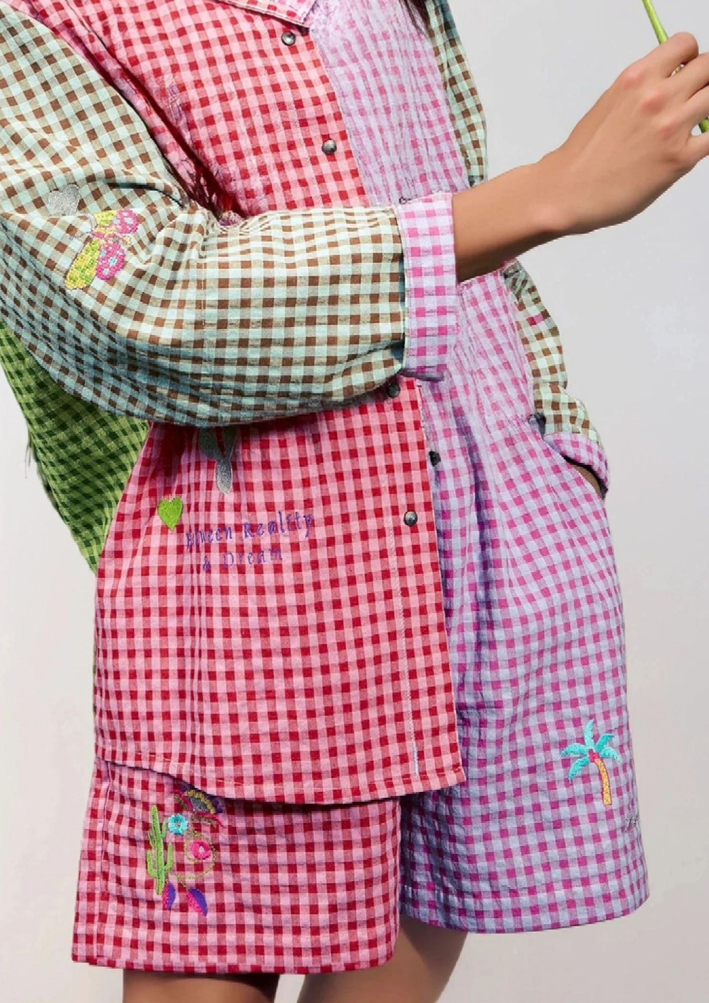 colorful shirt and shorts  Susanna blue