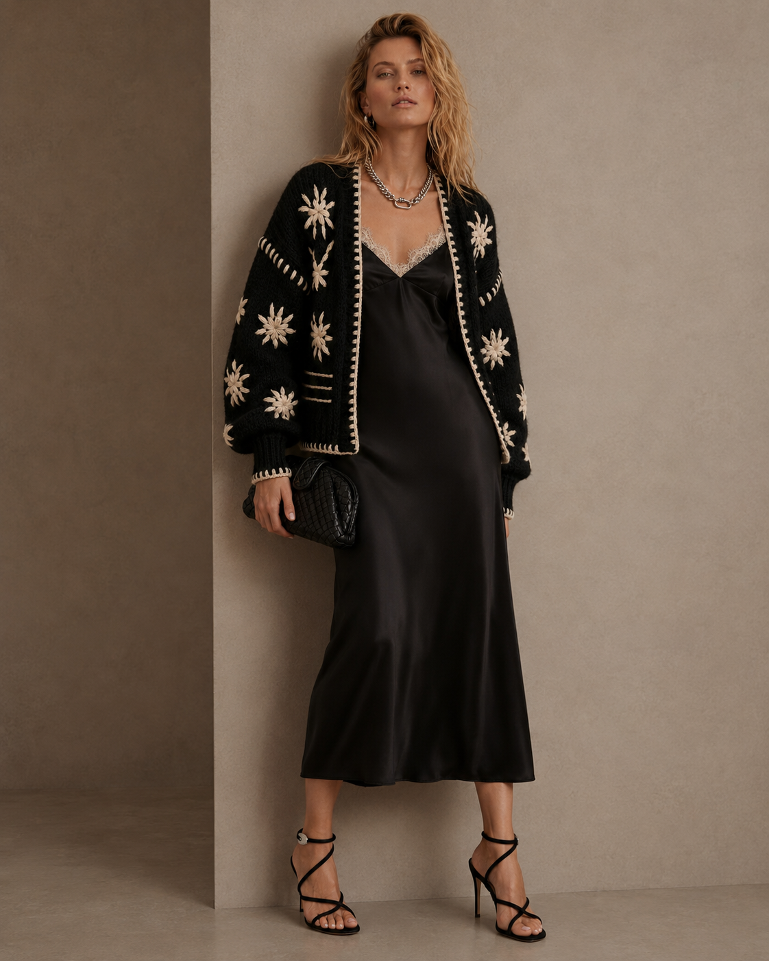 Solene Midnight Bloom